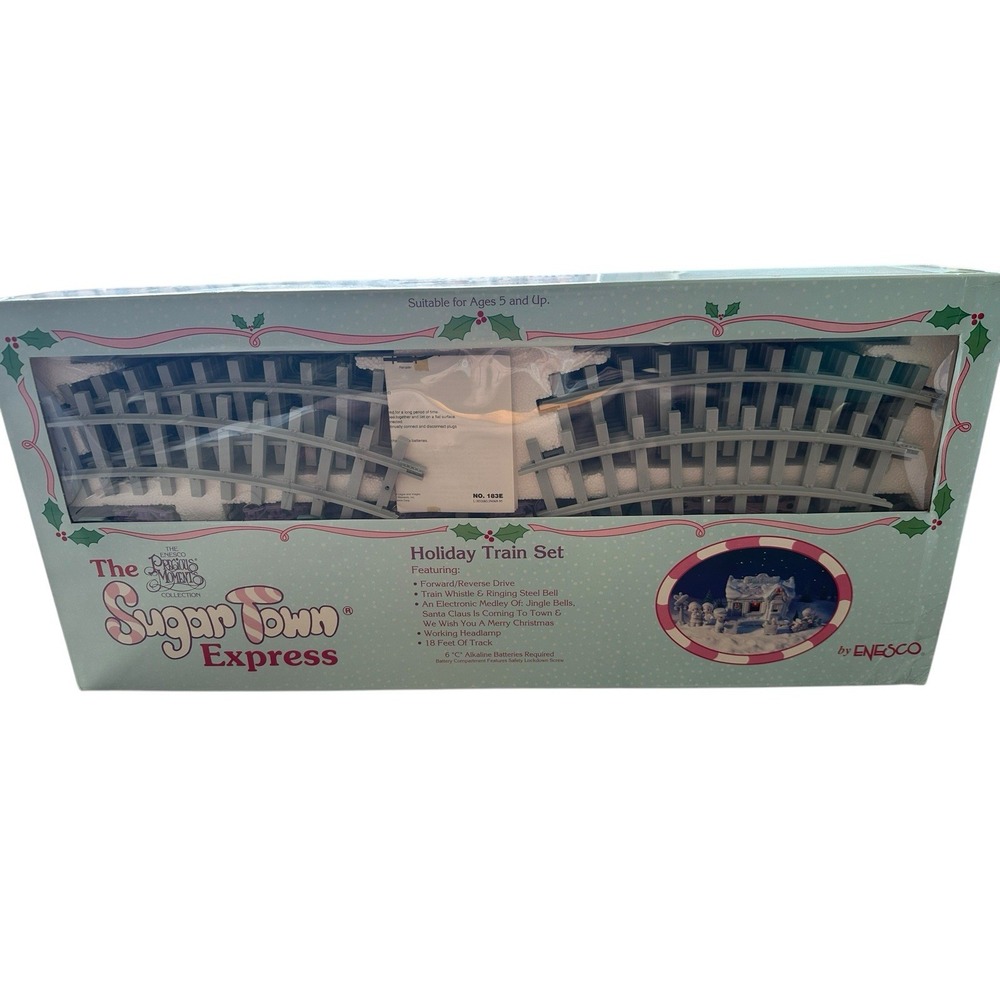 Precious Moments Sugar Town Express Train Set - White and Green